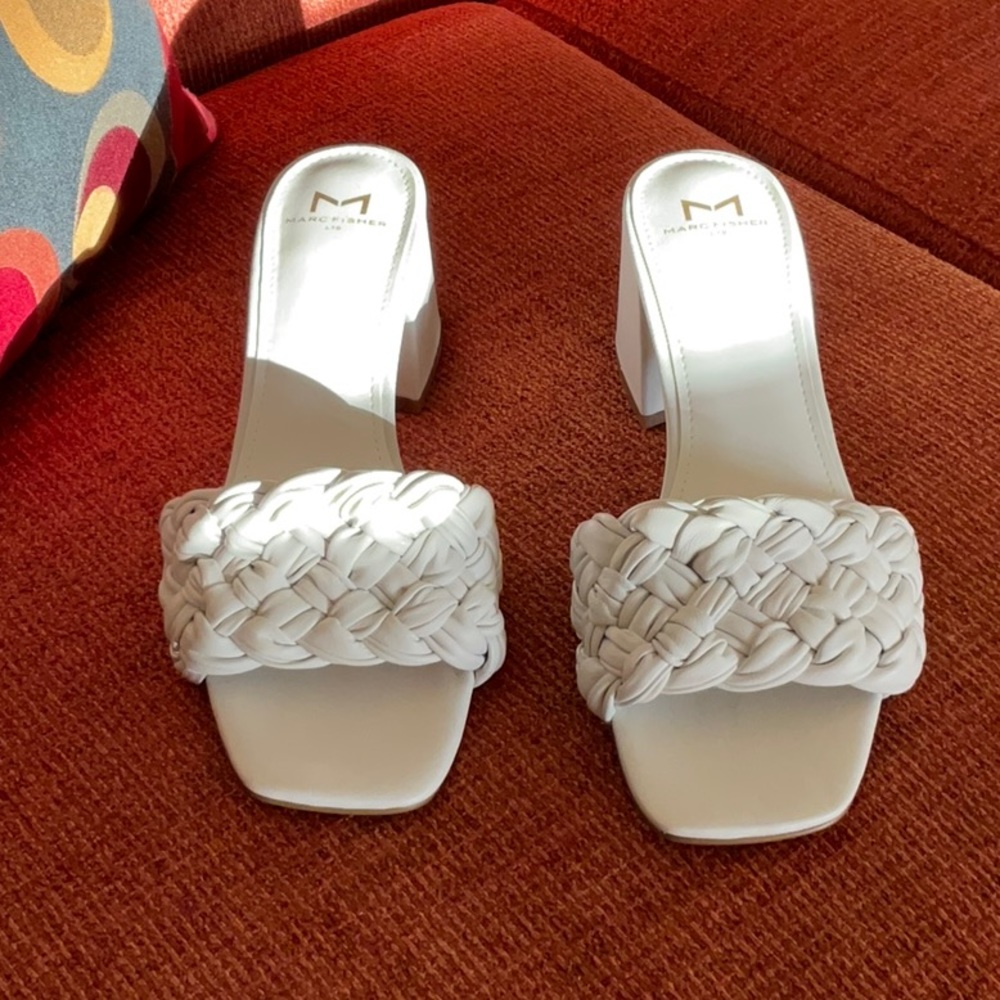 Nahea slide sandal Marc fisher